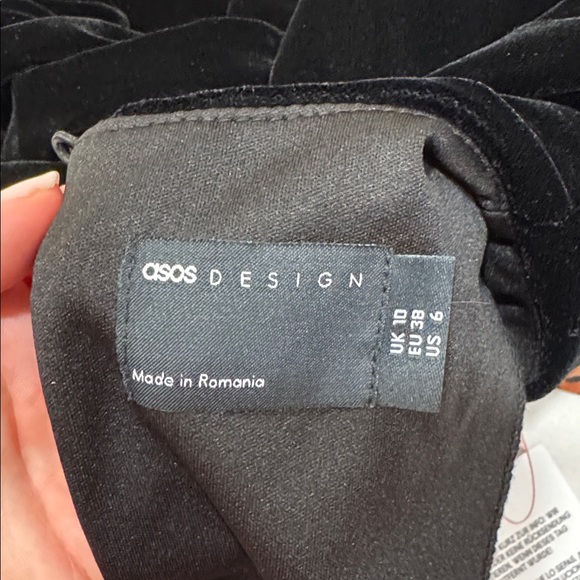 Long sleeve Tucked Velvet Bias Maxi NWT - Picture 6 of 11